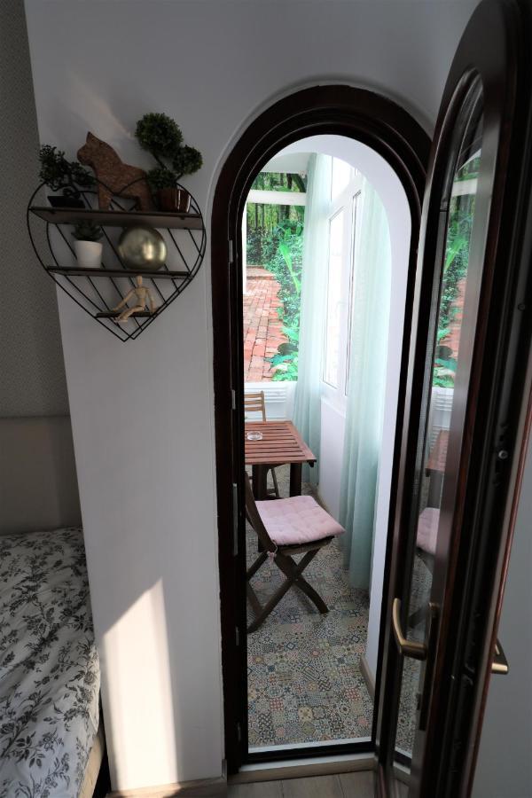 Lovely City Center Apartment - Free Minibar Bucareste Exterior foto