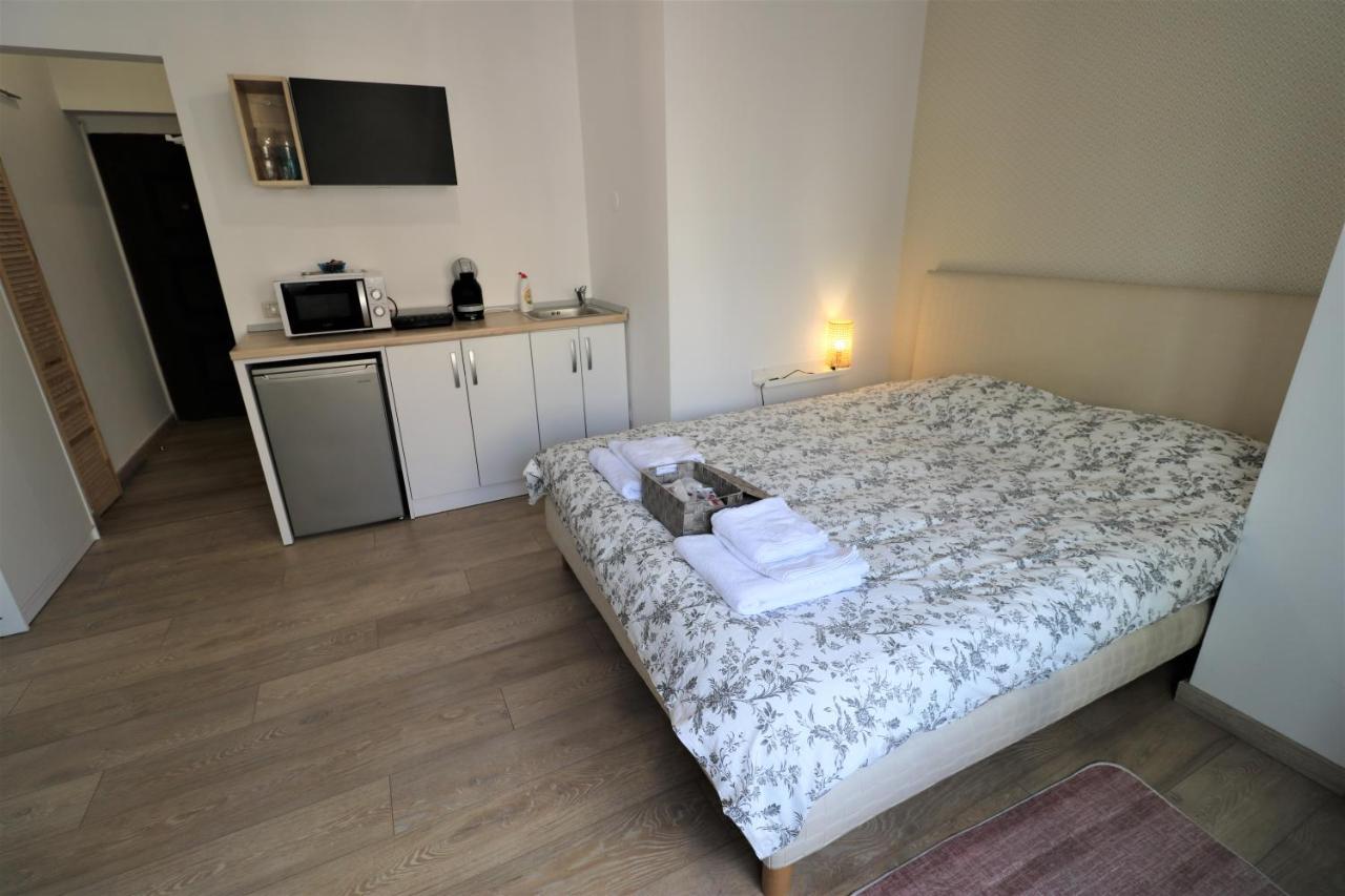 Lovely City Center Apartment - Free Minibar Bucareste Exterior foto